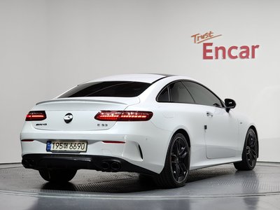 MERCEDES-BENZ E-CLASS - 4