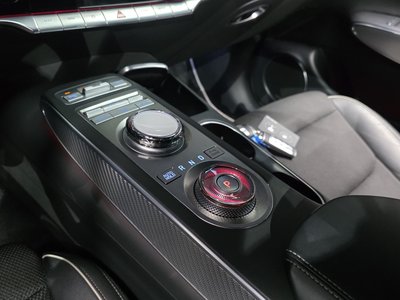صورة مصغرة 12 لـ 2023 Genesis GV70