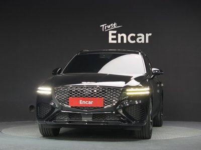 صورة 2 لـ 2023 Genesis GV70