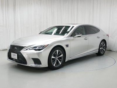 صورة 1 لـ 2023 Lexus LS