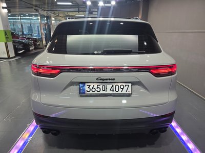 PORSCHE CAYENNE - 3