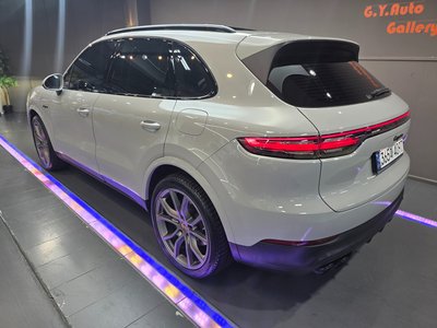 PORSCHE CAYENNE - 4