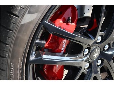 MASERATI GRANTURISMO - 10