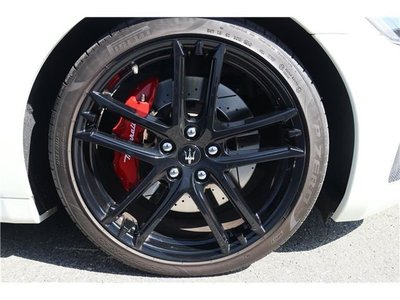 MASERATI GRANTURISMO - 7