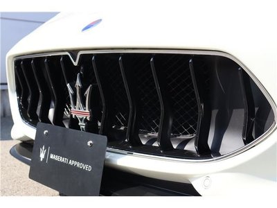 MASERATI GRANTURISMO - 8