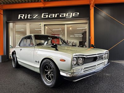 NISSAN SKYLINE GT-R