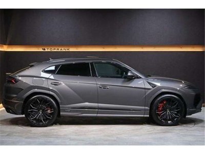 LAMBORGHINI URUS - 3