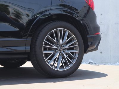 2025 AUDI Q3 缩略图 12