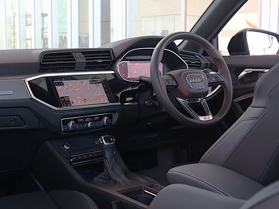 2025 AUDI Q3 — фото 4