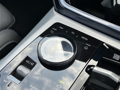 2025 BMW X3 — миниатюра 51