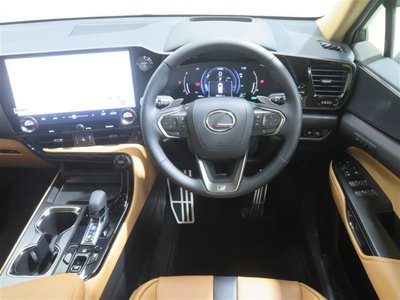 LEXUS NX - 4