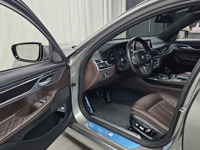BMW 7 SERIES - 10
