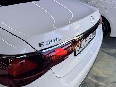 2025 Mercedes-BENZ E-CLASS 照片 4