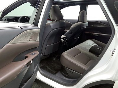 صورة مصغرة 18 لـ 2025 Lexus RX