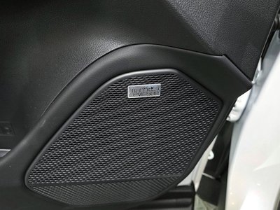 صورة مصغرة 30 لـ 2025 Lexus RX