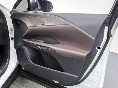 صورة مصغرة 14 لـ 2025 Lexus RX