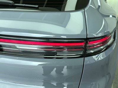 PORSCHE CAYENNE - 10