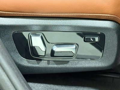 2025 BMW X5 缩略图 16