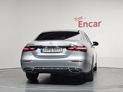 صورة 3 لـ 2022 Mercedes-BENZ E-CLASS