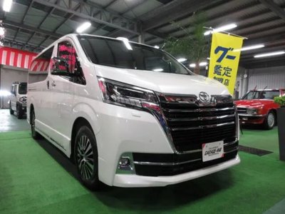 TOYOTA GRAND ACE - 1
