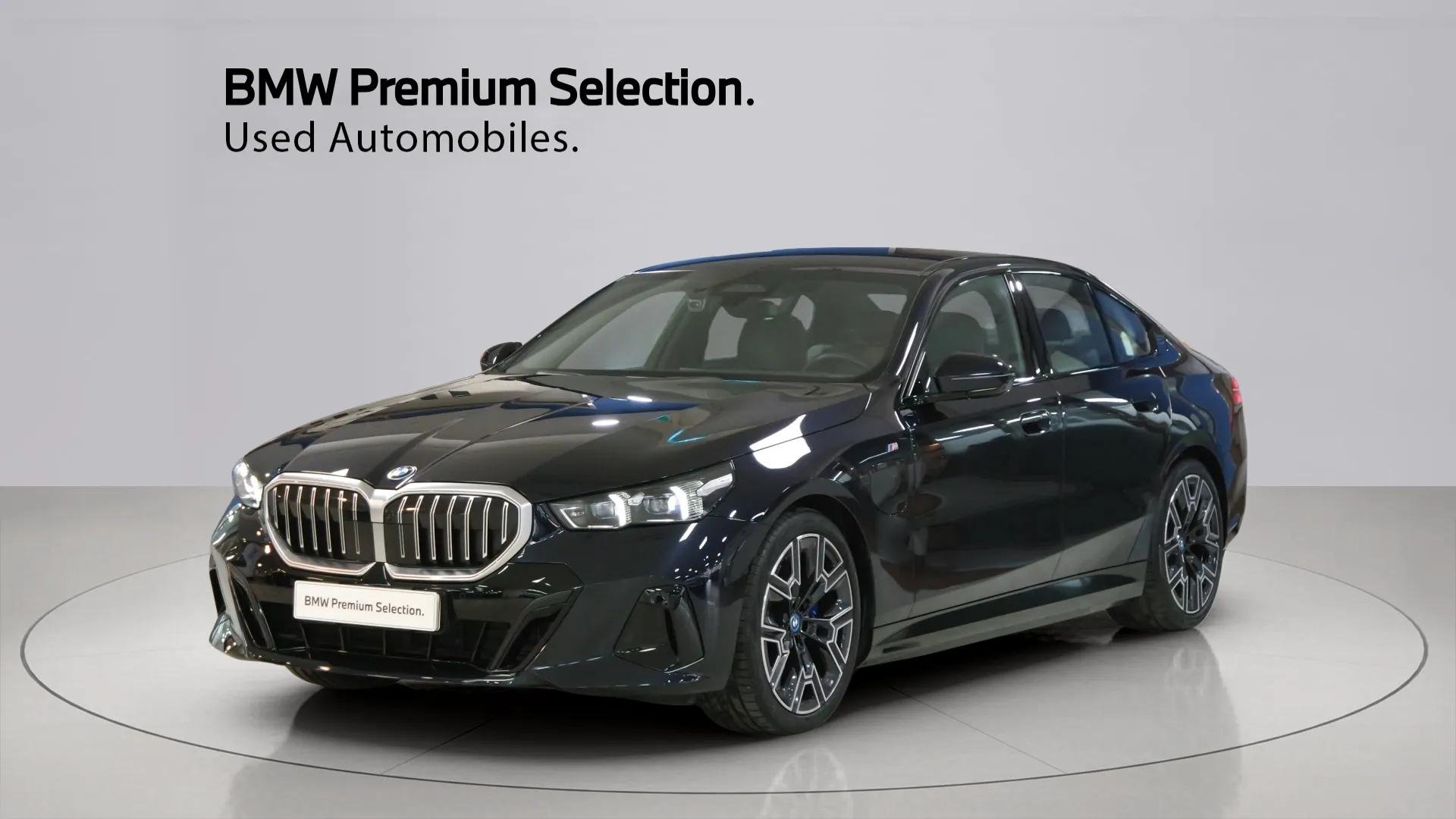 BMW 5 SERIES - View 1