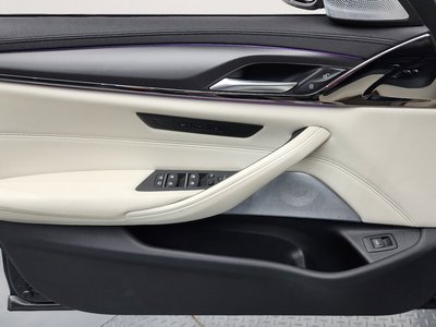 2020 BMW M5 缩略图 14