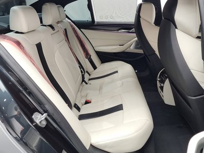 2020 BMW M5 缩略图 17