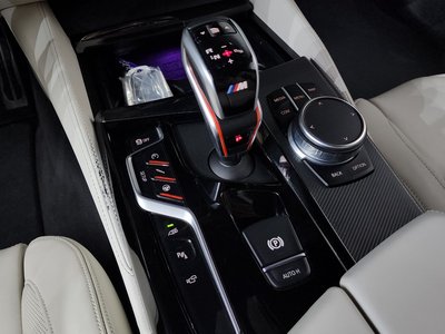 2020 BMW M5 缩略图 12