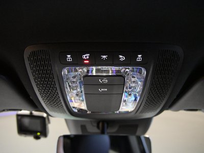 2025 Mercedes-BENZ GLA — миниатюра 47