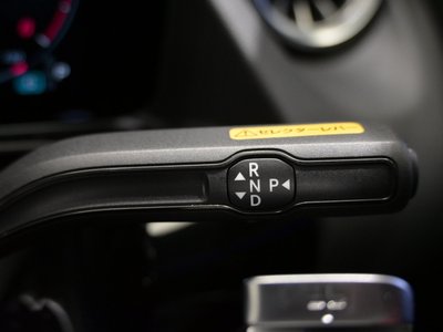 2025 Mercedes-BENZ GLA — миниатюра 24