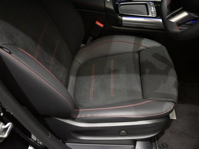 2025 Mercedes-BENZ GLA — миниатюра 52