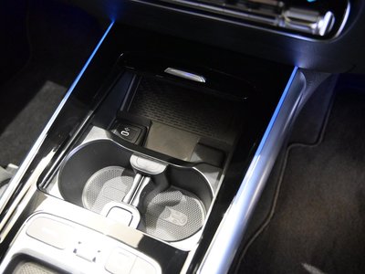 2025 Mercedes-BENZ GLA — миниатюра 44