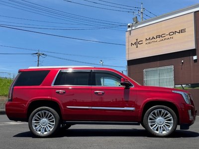 CADILLAC ESCALADE - 3