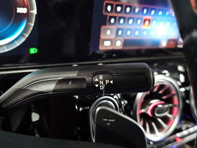 MERCEDES-BENZ EQA - 9