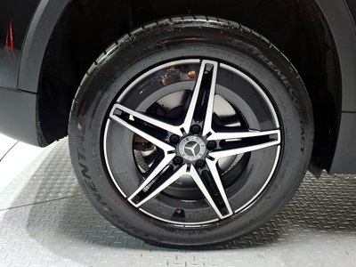 MERCEDES-BENZ EQA - 6