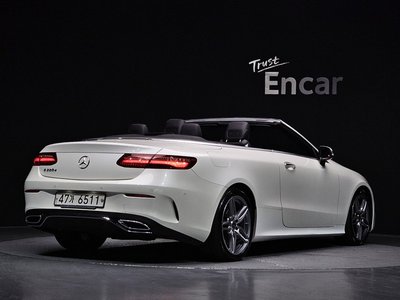 MERCEDES-BENZ E-CLASS - 4