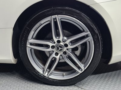 MERCEDES-BENZ E-CLASS - 6