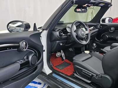 MINI CONVERTIBLE - 10