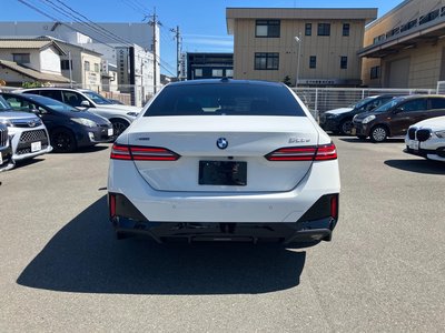 BMW 5 SERIES - 6