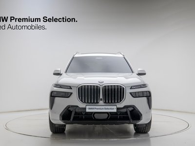 صورة 2 لـ 2026 BMW X7