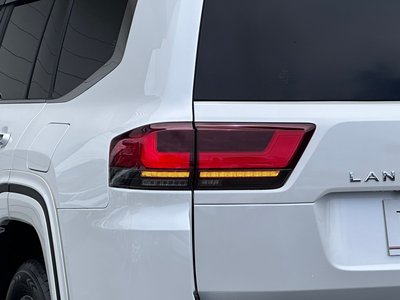 2025 Toyota LAND CRUISER 300 缩略图 25