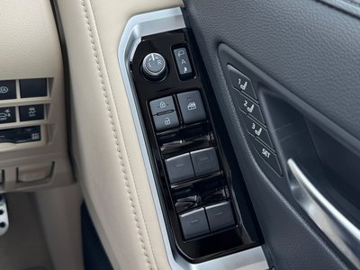 2025 Toyota LAND CRUISER 300 缩略图 65