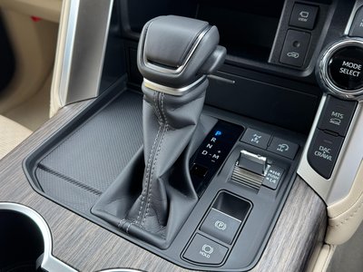 2025 Toyota LAND CRUISER 300 缩略图 43