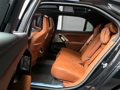 2025 BMW 7 SERIES 缩略图 18