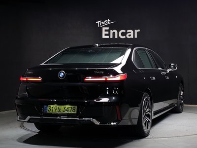 2025 BMW 7 SERIES 照片 4