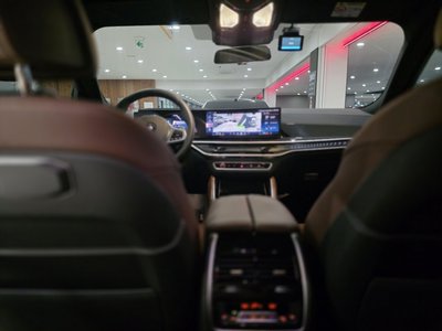 صورة مصغرة 11 لـ 2025 BMW X6