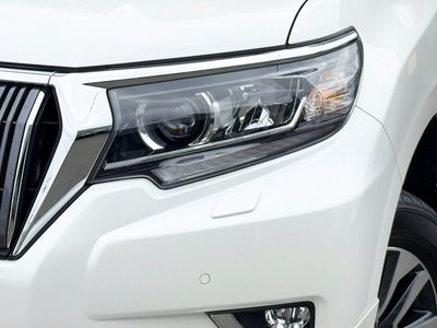 TOYOTA LAND CRUISER PRADO - 7