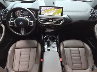 صورة 5 لـ 2022 BMW IX3