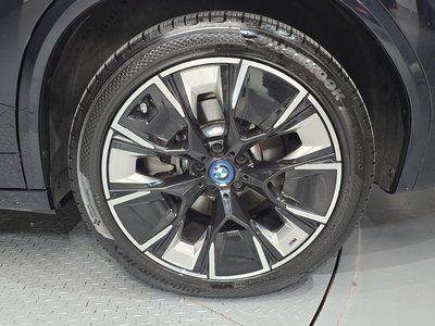 صورة 8 لـ 2022 BMW IX3