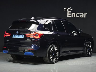 صورة 4 لـ 2022 BMW IX3